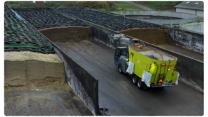 Bakkergården Mælk APS_hormigonera autopropulsada-evonir